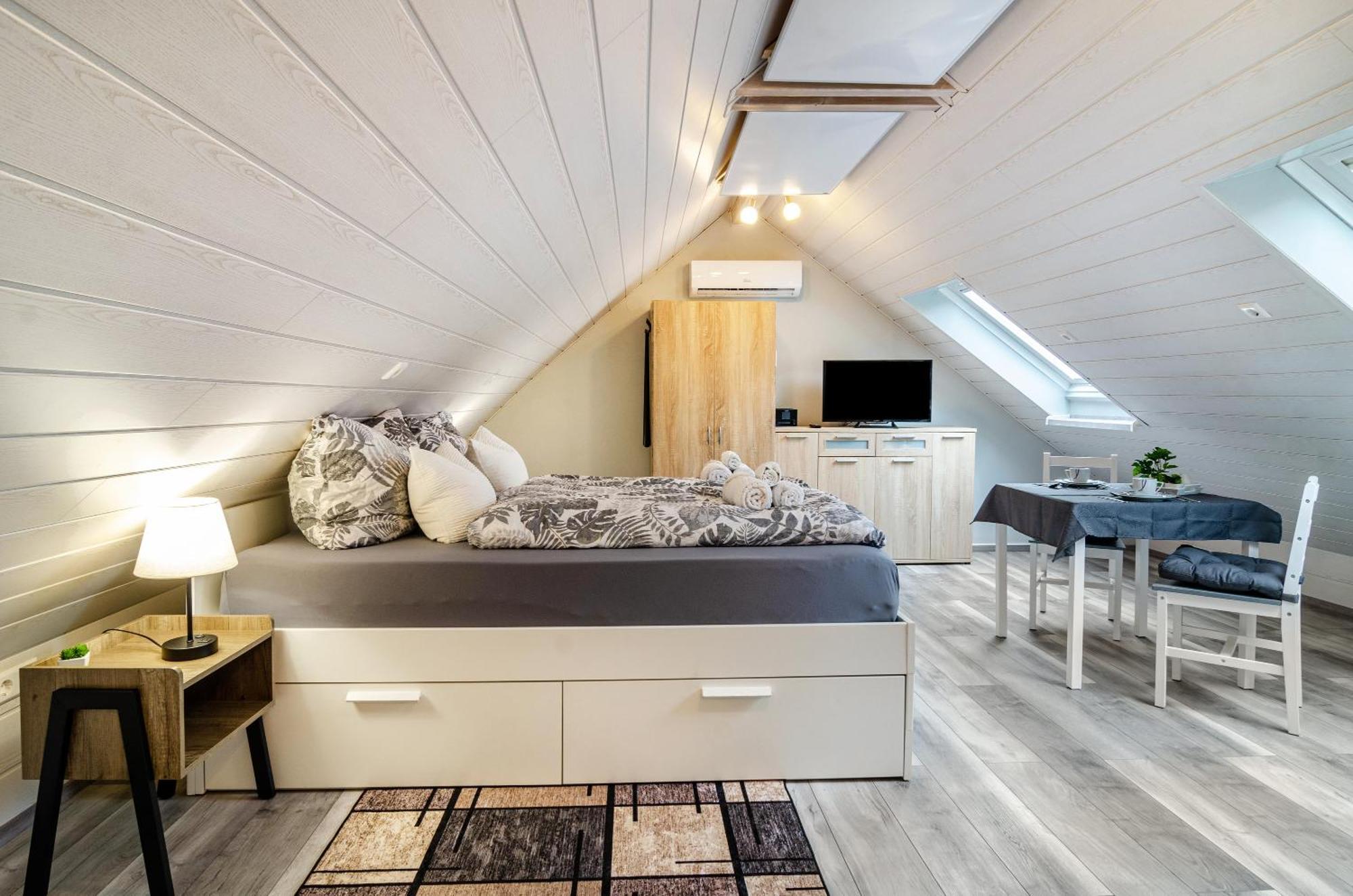 Opitz Apartment Allensbach Bagian luar foto
