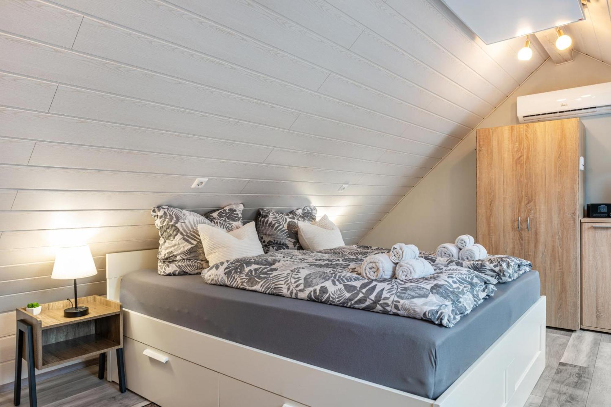 Opitz Apartment Allensbach Bagian luar foto